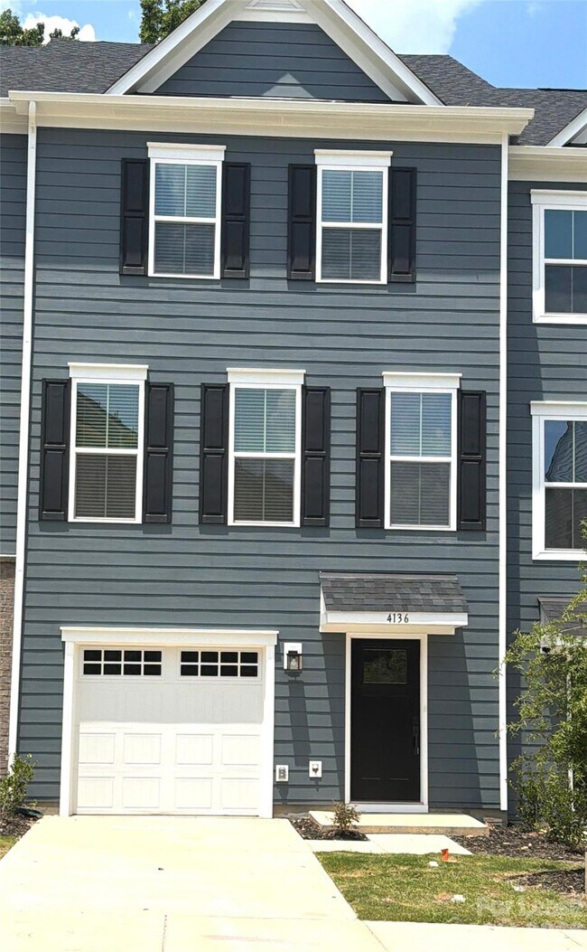 Building Photo - 4136 Auburn Oak Ln