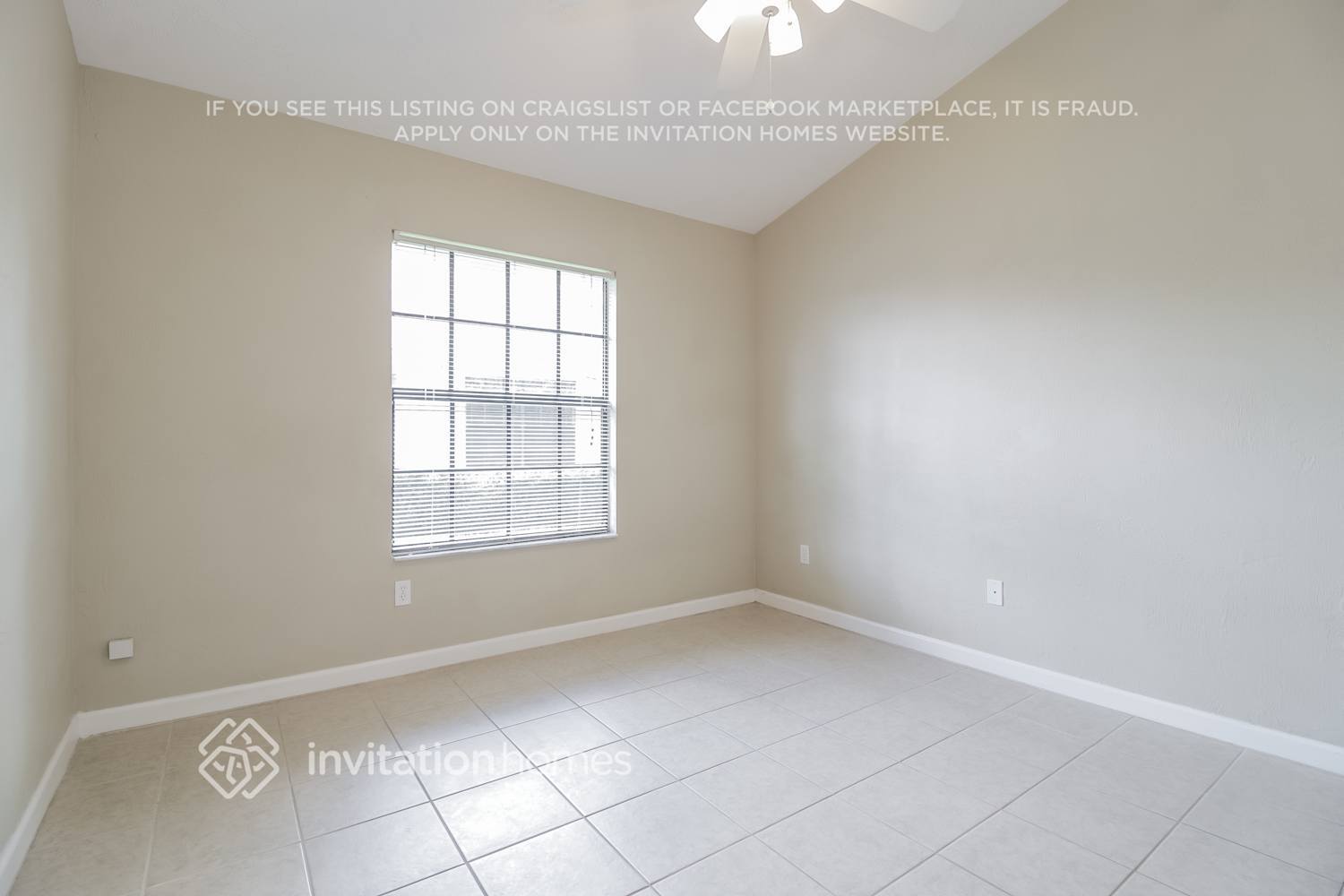 Building Photo - 3233 Vail View Dr