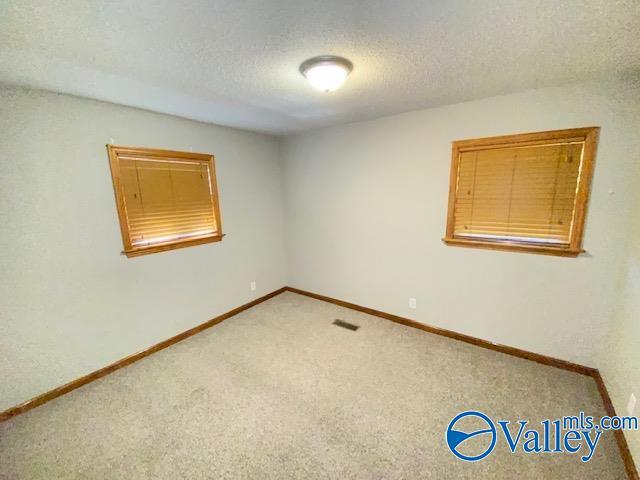 Building Photo - 93 Mountain View Dr