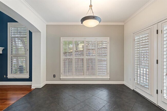 Building Photo - 4305 Shoal Creek Blvd