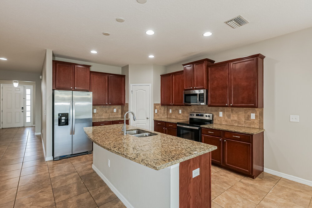 Building Photo - 402 Blakely Ct