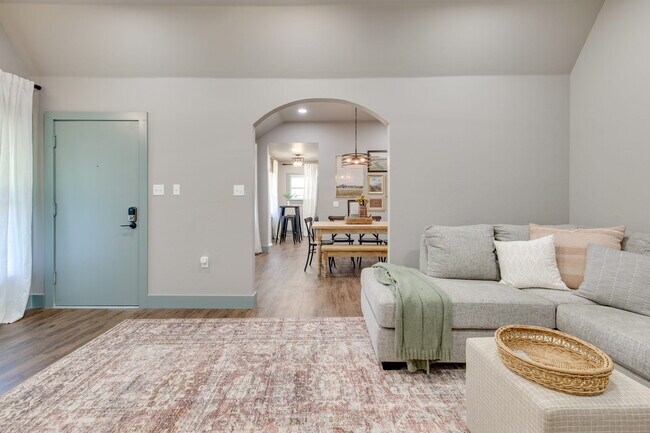 Building Photo - 2708 NW 11th St