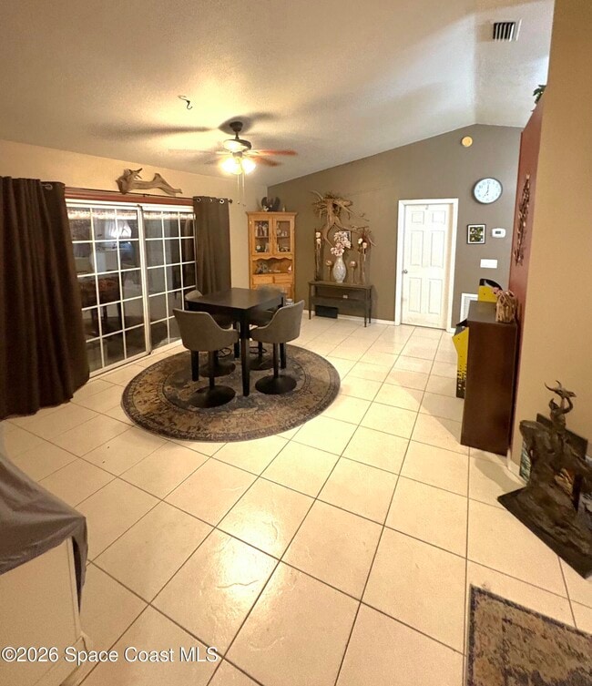 Building Photo - 6468 Hudson Rd