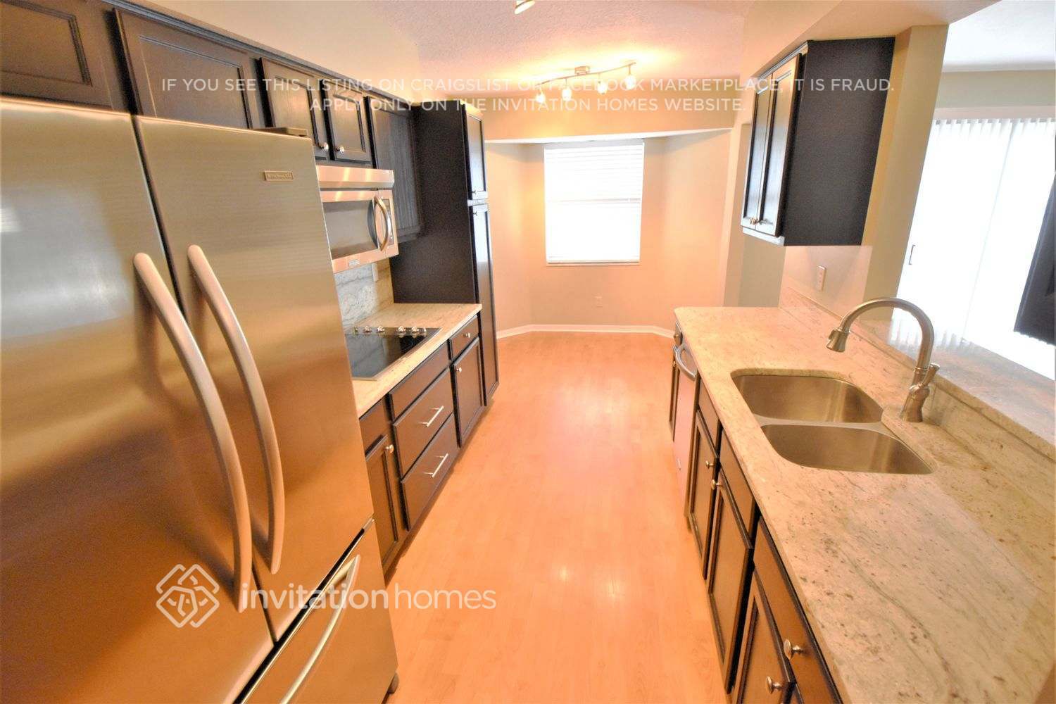 Building Photo - 769 Viscaya Blvd