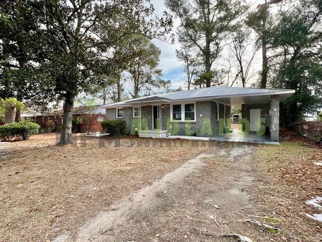 Building Photo - 6811 Doby Dr