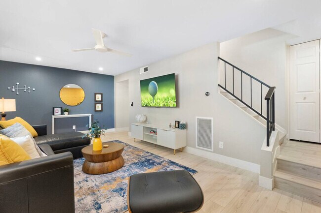 Building Photo - 6957 E Osborn Rd