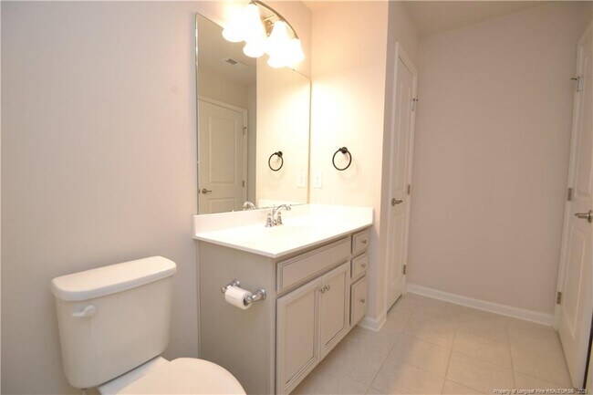 Building Photo - 515 Judge Ct