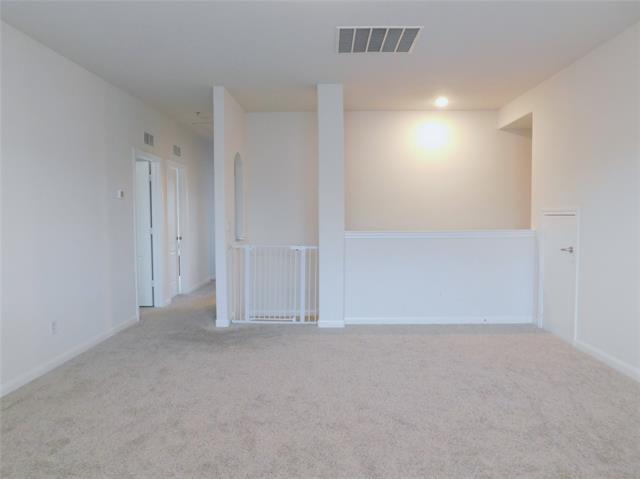 Building Photo - 1111 Saddle Ridge Dr