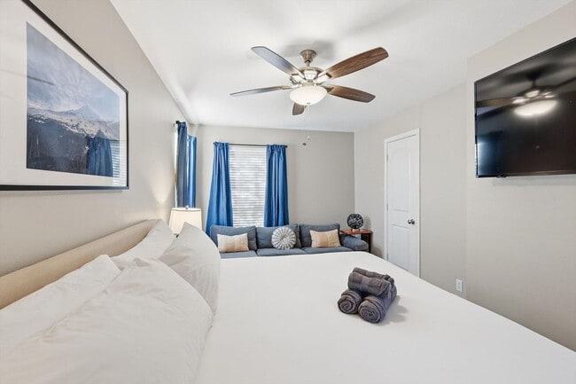 Building Photo - 3533 Arbuckle Dr