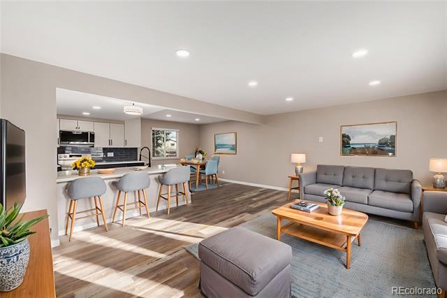 Building Photo - 6976 Braun Ct