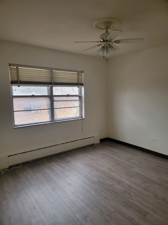 Building Photo - 144 Ann St