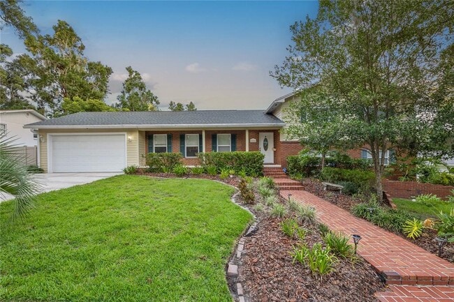 Building Photo - 2026 NW 19th Ln