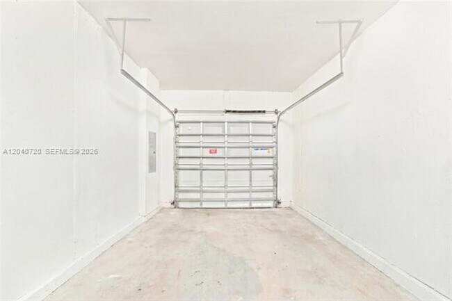 Building Photo - 25540 SW 108th Ave