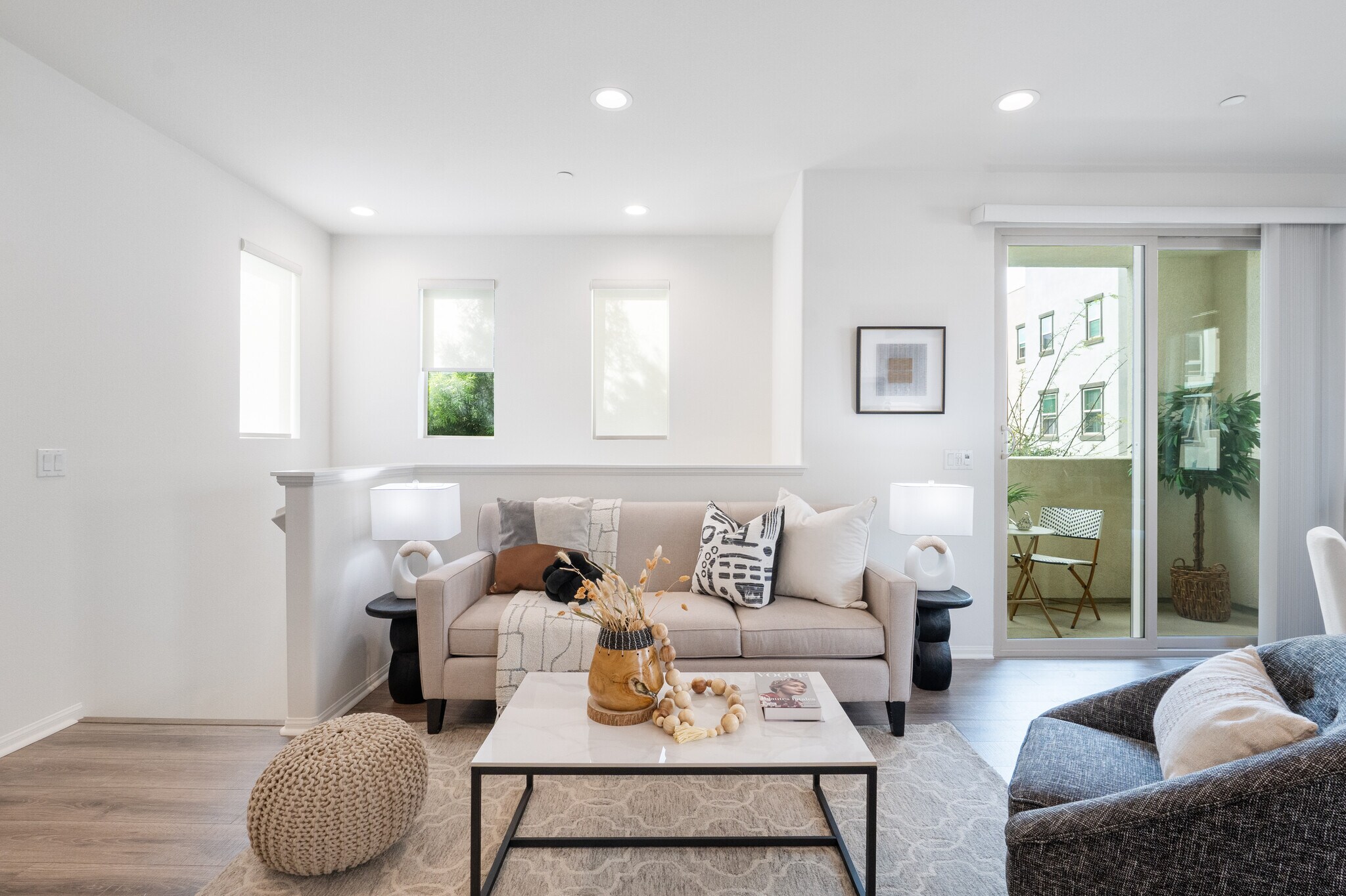 Building Photo - 2325 Verano Way