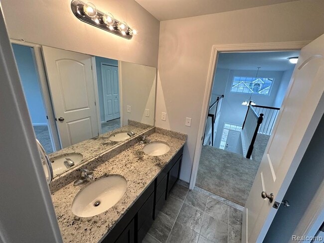 Building Photo - 55810 Worlington Ln