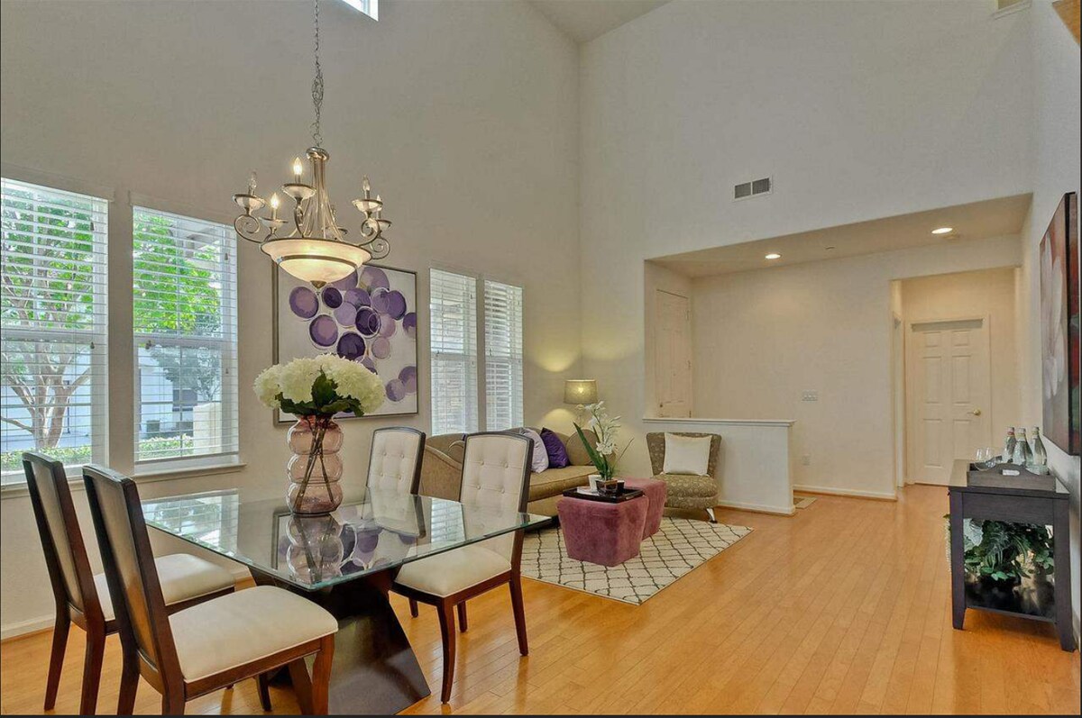 Building Photo - 34503 Torrey Pine Ln