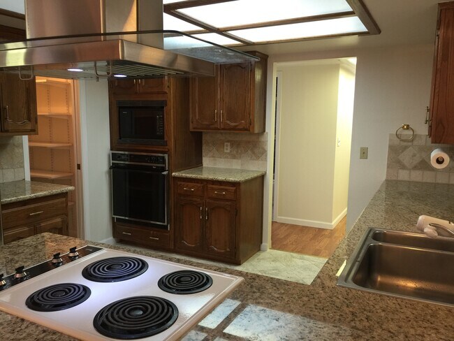 Building Photo - 8347 N 4th St