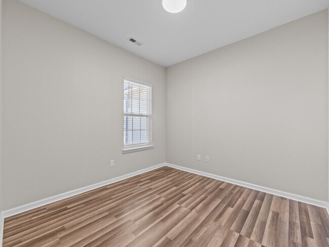 Building Photo - 251 Channel Marker Loop