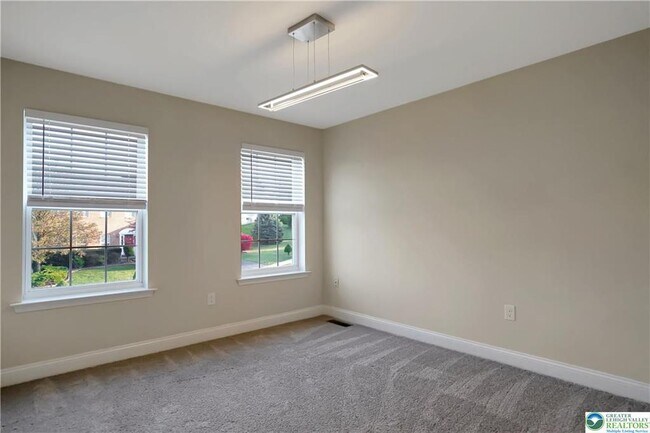 Building Photo - 202 McNair Cir