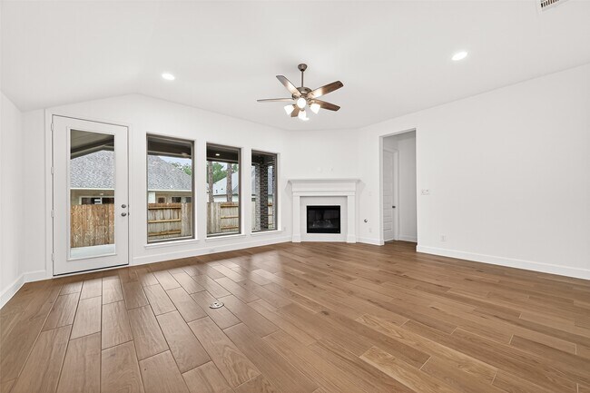 Building Photo - 29731 Brushy Gables Dr