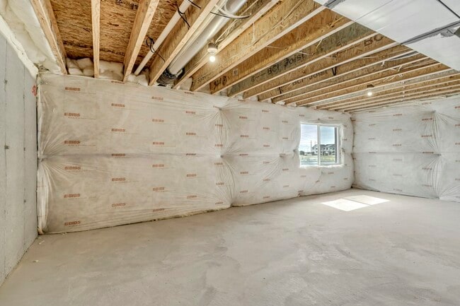 Building Photo - 2050 N 3830 W