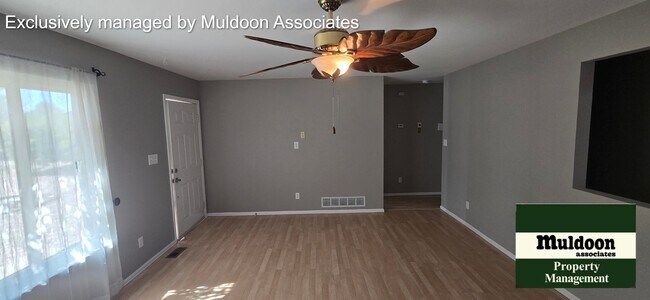 Building Photo - 220 S Caddoa Dr