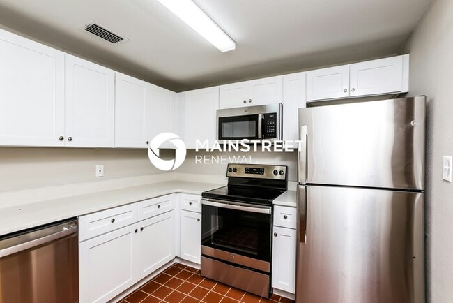 Building Photo - 6234 Balboa Dr