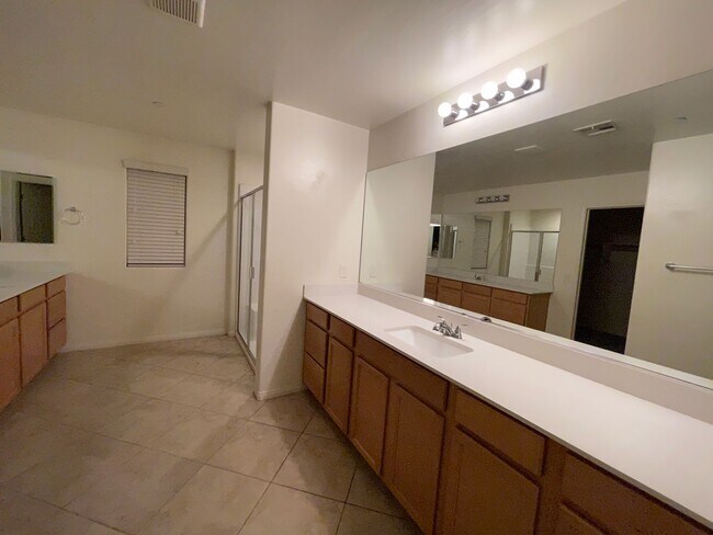 Building Photo - 10116 Marvel Cove St