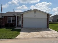 Building Photo - 962 Windstream