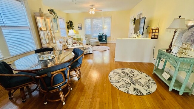 Building Photo - 4623 Avenue N 1/2 Rear