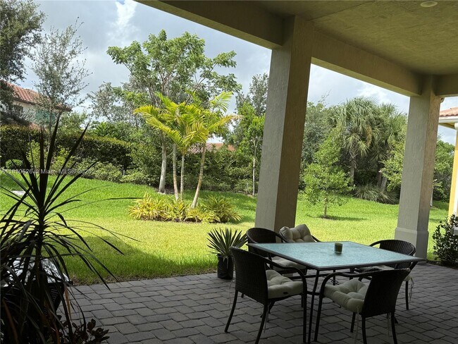 Building Photo - 12150 Bastille Cir S