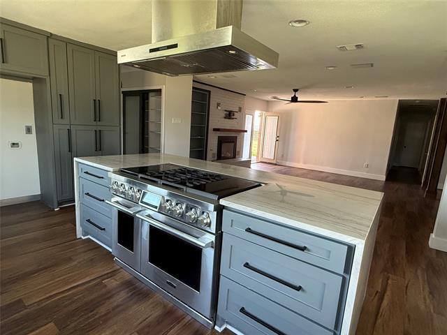 Building Photo - 2885-2862 FM