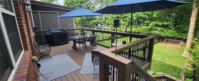 Building Photo - 5583 Julian Pl