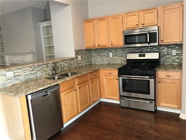 Building Photo - 2942 Greyhawk Ln