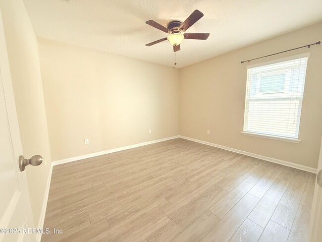 Building Photo - 2715 Salt Lake Dr