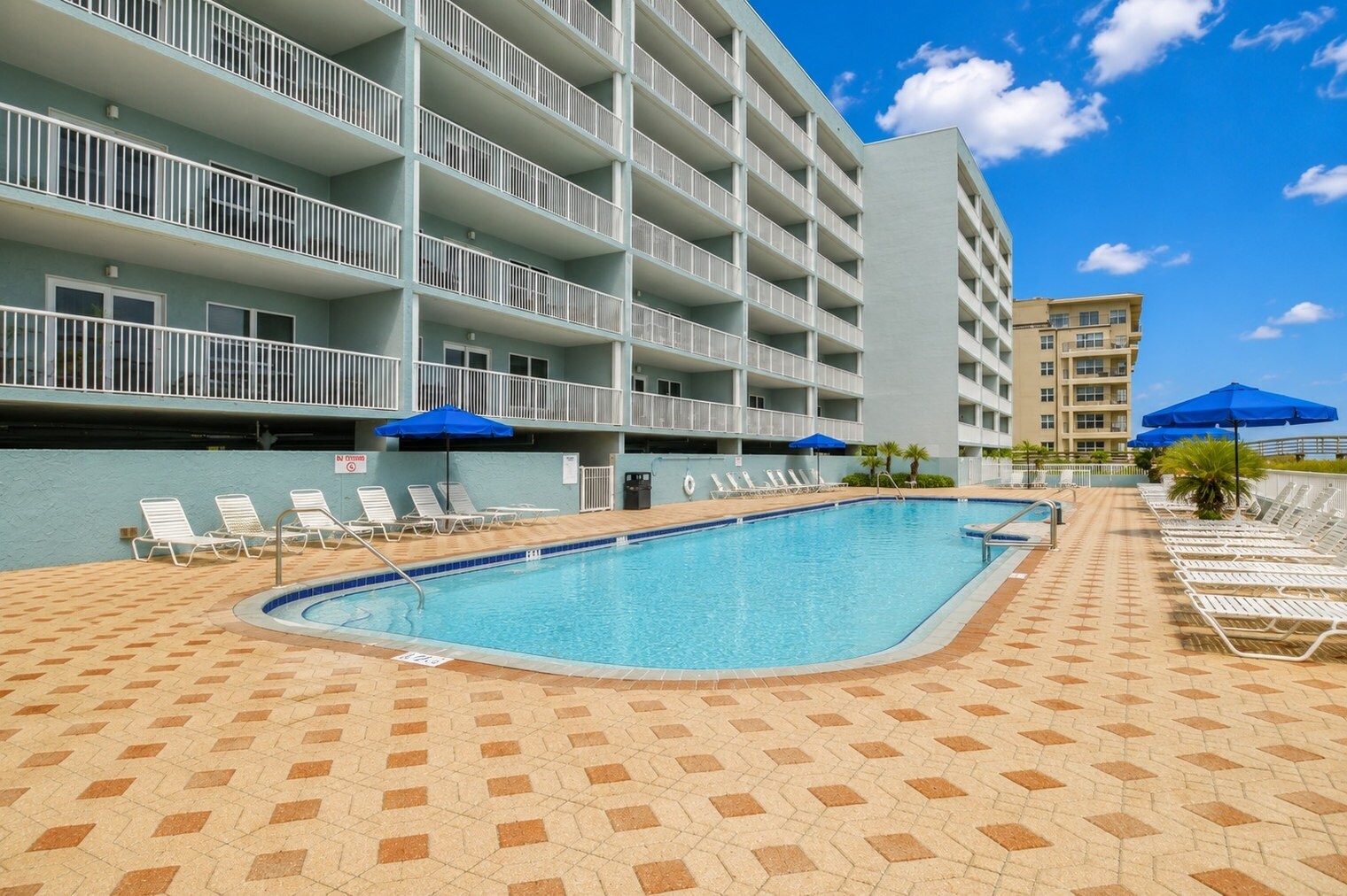 Building Photo - 769 Sundial Ct