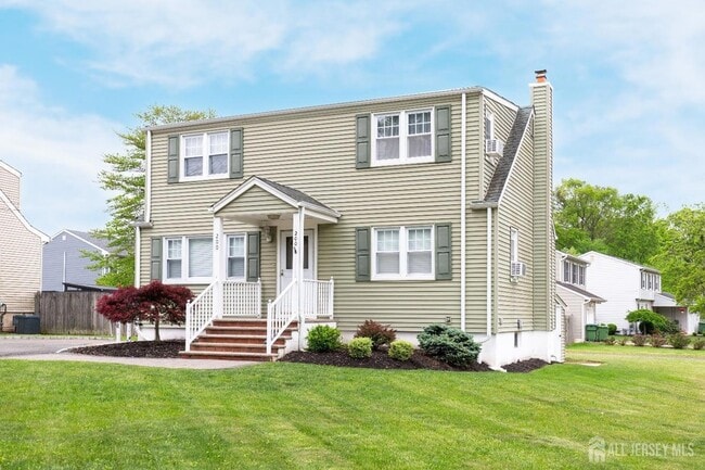 Primary Photo - 200 Plainfield Rd