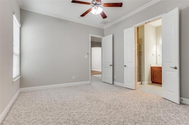 Building Photo - 869 Rohan Dr