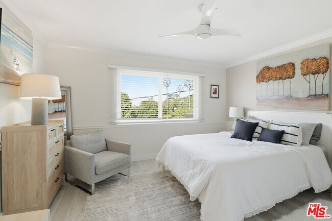 Building Photo - 6400 Pacific Ave