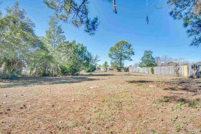 Building Photo - 9880 Creet Cir