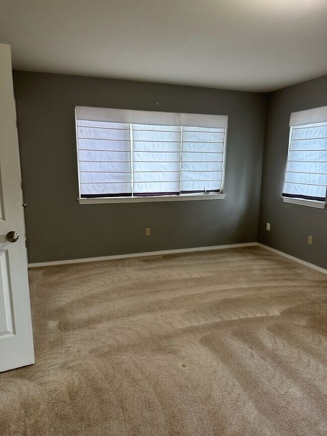 Building Photo - Great Location 2 Bedroom in Bozeman!!