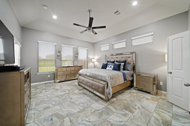 Building Photo - 6614 Sterling Shores Ln