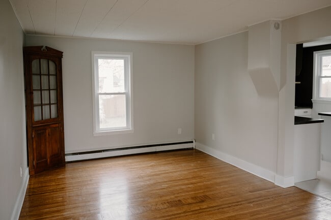 Building Photo - 354 Terrace Blvd