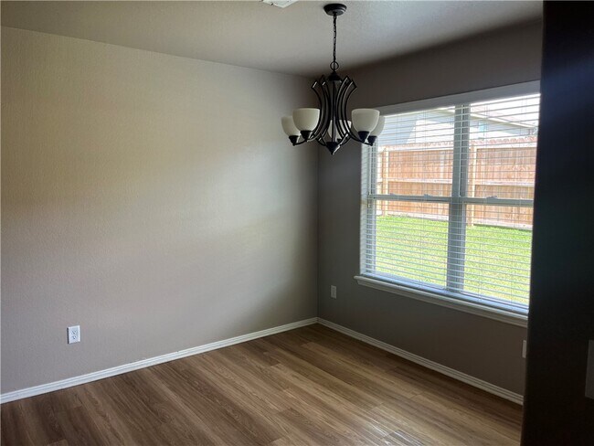 Building Photo - 2932 Cherry Knoll Cir