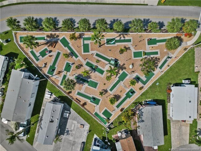 Building Photo - 1077 Nettles Blvd