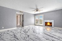 Building Photo - 12500 Sandpiper Dr