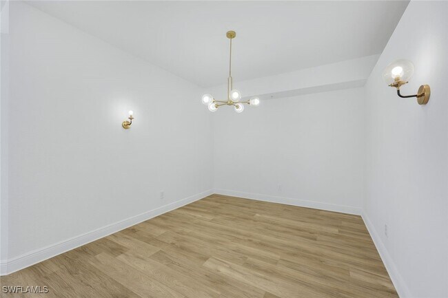 Building Photo - 6812 Satinleaf Rd S