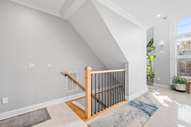 Building Photo - 94 Leonard St