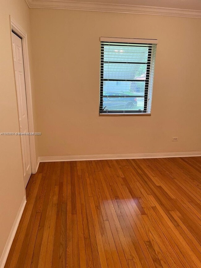 Building Photo - 436 Lark Ave