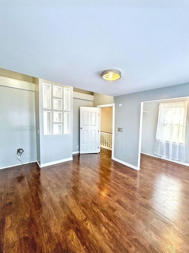 Building Photo - Charming 3-Bedroom Home – Spacious & Conve...